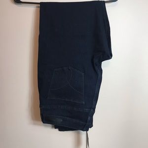 Calvin Klein Women’s Curvy Skinny Jeans